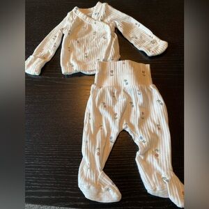 White Floral Ribbed Baby Outfit